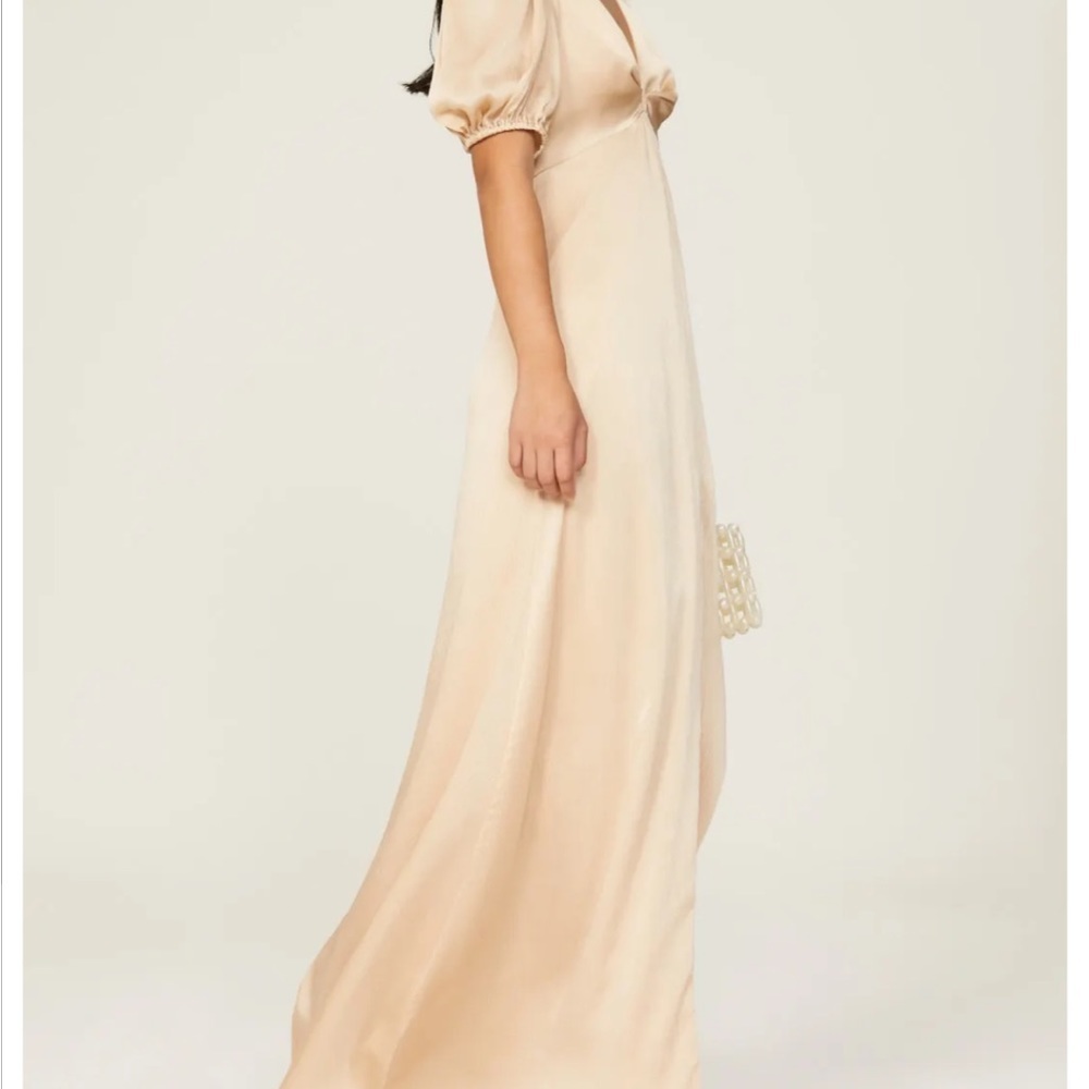 Sachin & Babi Alli Gown in champagne - Picture 6 of 7